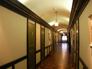 新館の廊下。